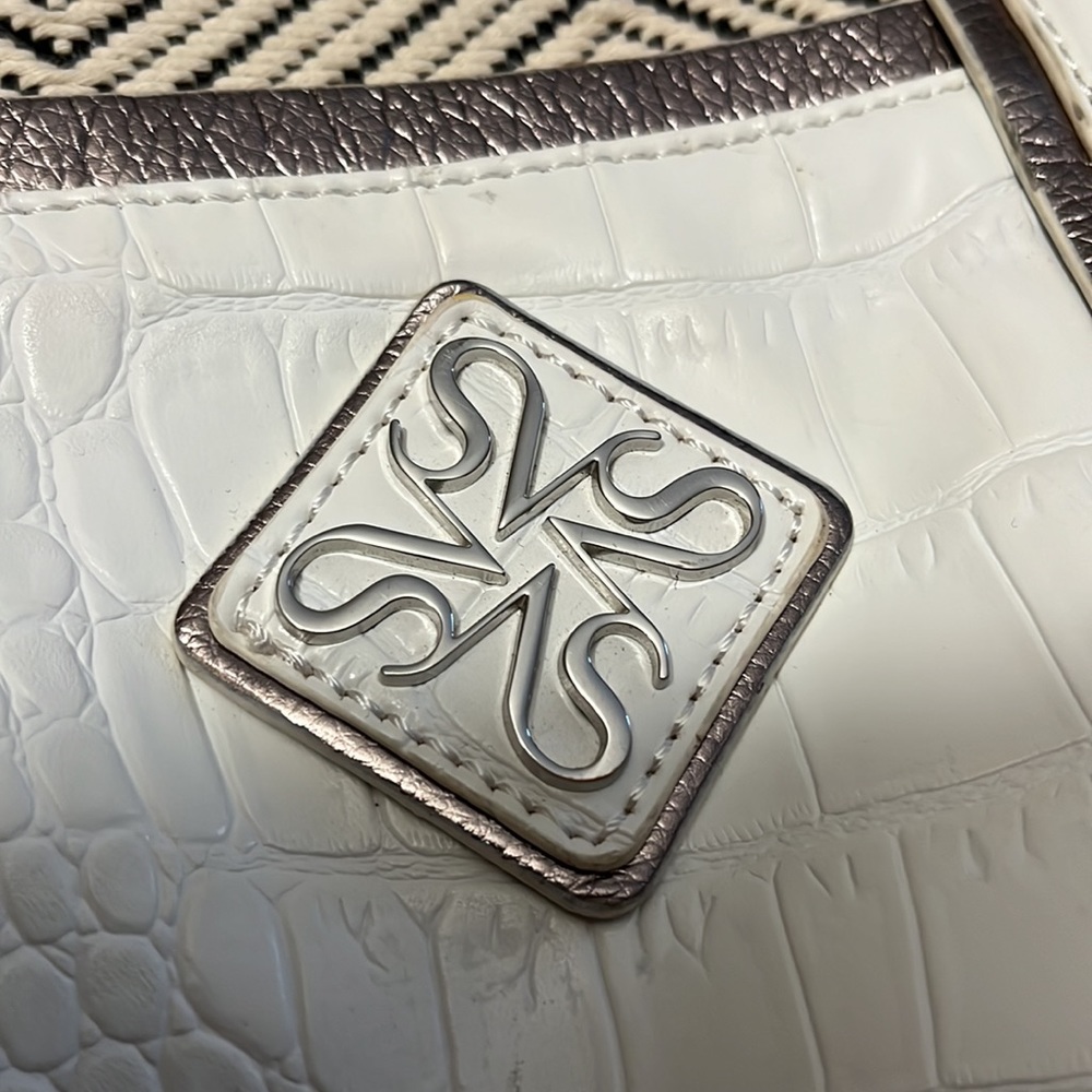 Simply Vera crossbody bag with handles. Pristine inside. - Picture 5 of 5